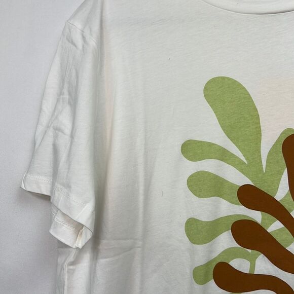 Charlie Holiday White Coral Boyfriend tee  size small size 4 NWT - Picture 4 of 12